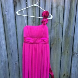One shoulder dress